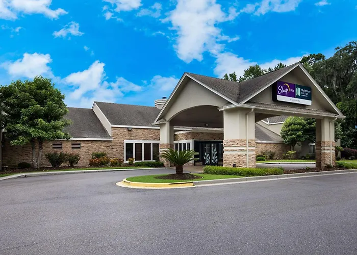 Mainstay Suites Savannah Midtown