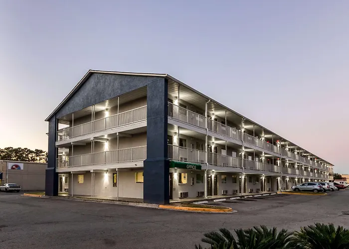 Studio 6 Extended Stay - Savannah, Ga