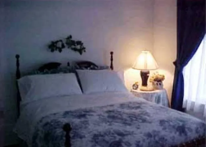 The Confederate House Hotel Savannah