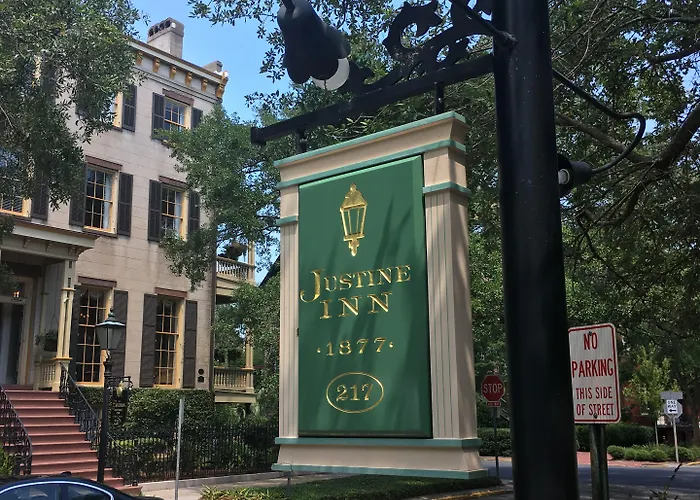 Justine Inn Savannah