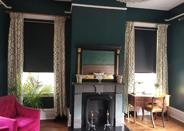 Thomas Weihs Haus Bed & Breakfast Savannah